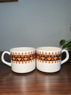Set of 2 H. Aynsley English Ironstone mugs with mid-century modern design.